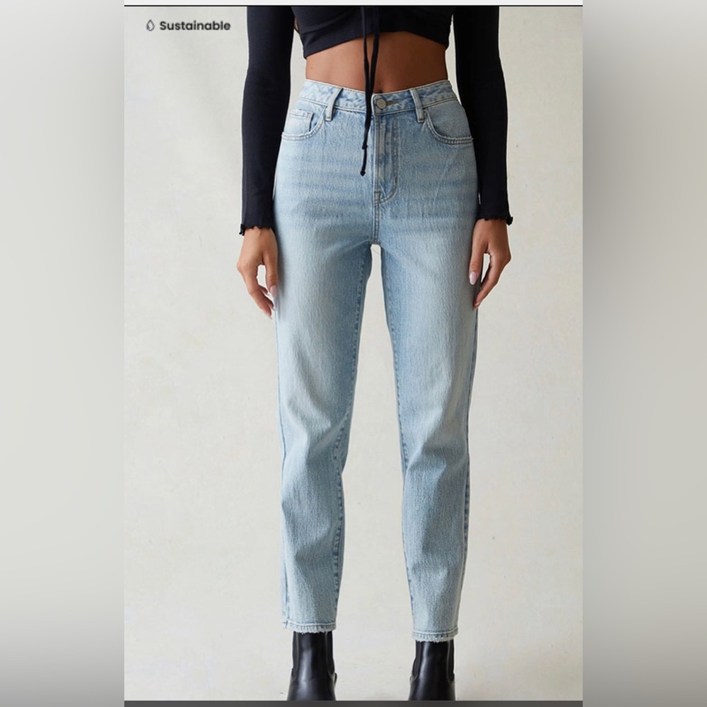 Pacsun mom jeans light wash